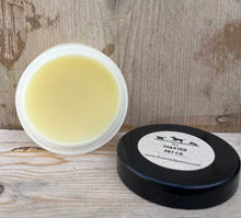 Load image into Gallery viewer, Natural Nose & Paw Balm For Dogs With Blackcurrant, Cranberry, Raspberry & Tamanu Oil